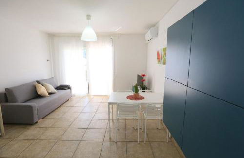 LITORAL COSTA DORADA - BLAU MAR Only families - Photo 8