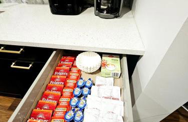 Charming 3 Bedroom house near Downtown IN - Photo 25