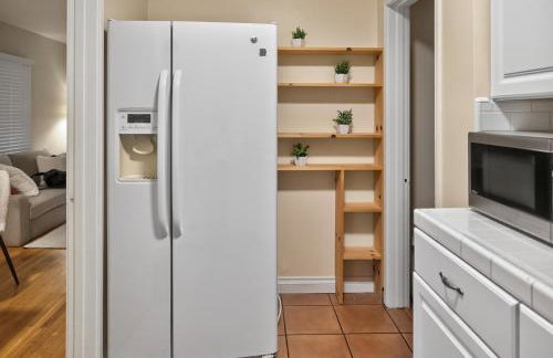 Modern 2B1B 7min to LAX, near LMU, SoFi Stadium, Beach - Foto 12