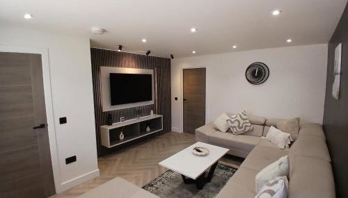 Newly renovated house Elgin - Foto 2