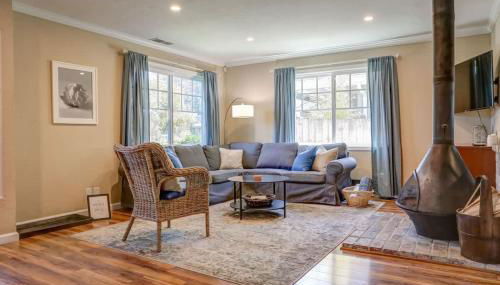 Spruce Beach Cottage - Walk to beach - Foto 4