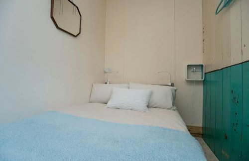 The Iron Chapel - Foto 6