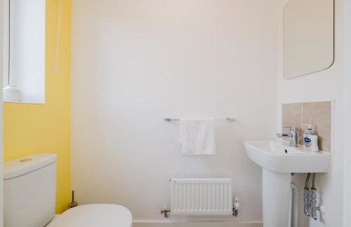 Modern and comfortable 3 bed house - Foto 16