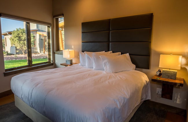 Royal Gorge Cabins - Photo 2