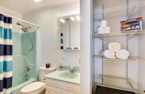 Pet-Friendly Black Mountain Vacation Home with Deck - Foto 18