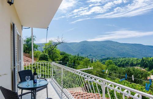 Villa Dalmatian Gem - Two-Bedroom Villa with Terrace and Swimming Pool - Photo 55