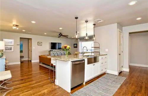 Private Pool & Hot Tub! Charming Hill Country Home Minutes to Wineries/Shops! - Foto 10