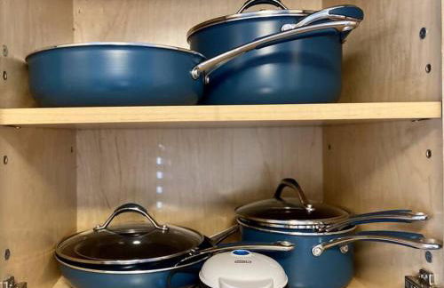 Cool Breeze Home -steps to the beach with Pool! - Foto 19