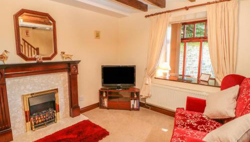 Garden Cottage - Photo 3