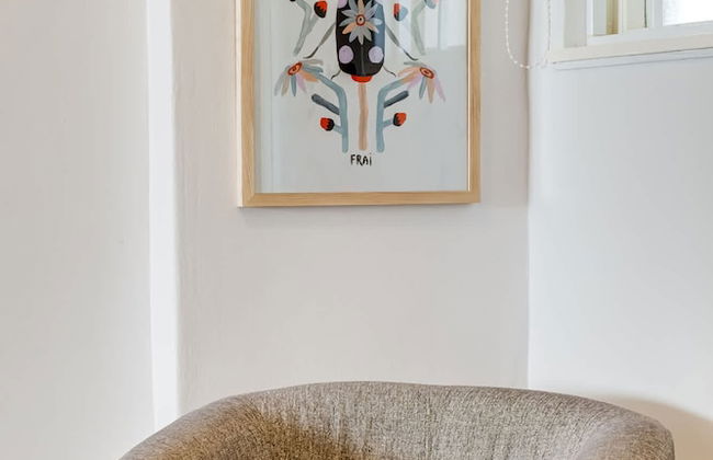 Fresh Sea Air and Endless Views at Twilight Tide - Photo 5