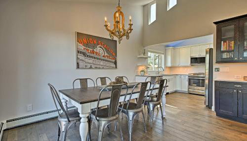 12 Mi to Red Rocks Morrison Home with Deck - Foto 5