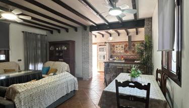 Chalet vacacional con piscina privada - Foto 3