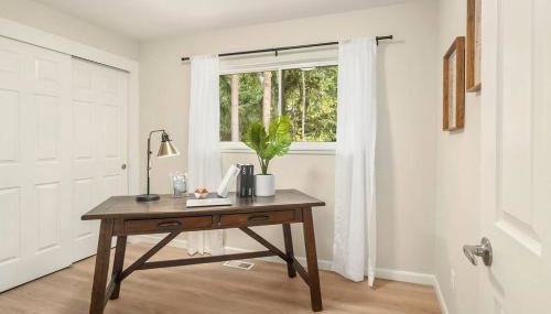 Remodeled Bellevue Family home w AC close to everything - Foto 2