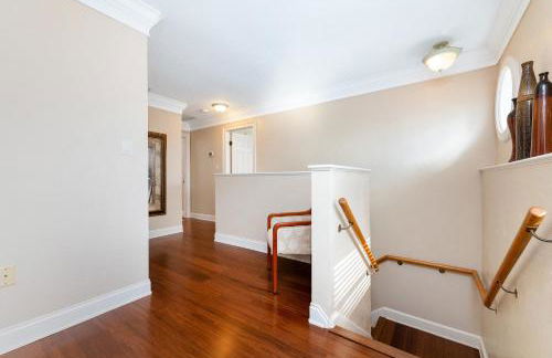 Villa Hibiscus-Waterfront-Free Heated Pool-Dock-Bikes-Other Amenities - Photo 42