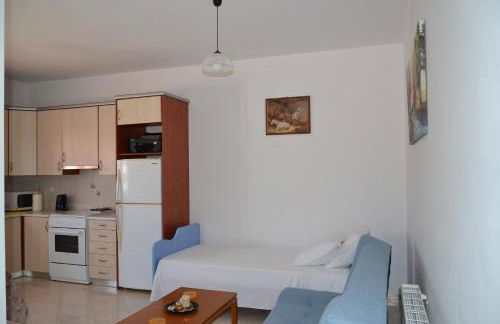 Spacious 1 bedroom apartment 2 km to Pessada beach - Photo 11