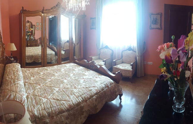 Piso junto a Jardines de la Victoria y Renfe - Photo 4