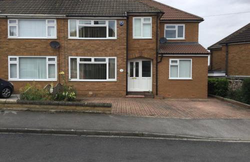 Large 4 bedroom home in Boston Spa village In-between York, Harrogate and Leeds, Sleeps 9 - Foto 36