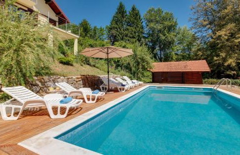 2 Bedroom Nice Home In Koranski Brijeg - Foto 11