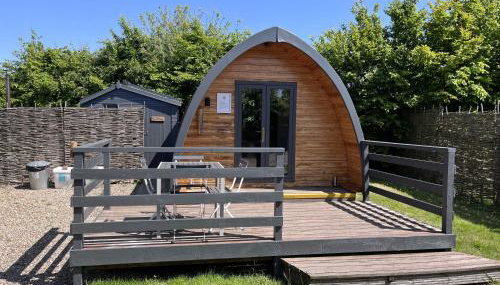 MegaPod 1 at Lee Wick Farm Cottages & Glamping - Foto 4