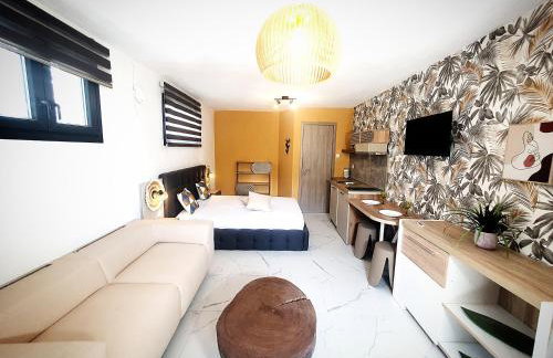 Olea Luxury Suites - Photo 58