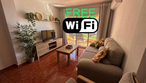 Nonna Beach Apartment Two-Bedroom - Photo 3, locker