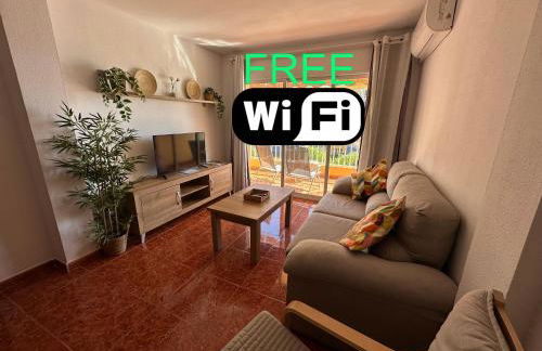 Nonna Beach Apartment Two-Bedroom - Photo 3