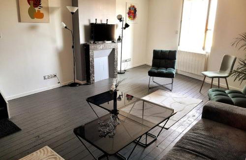 Maison Spacieuse 3 chambres, billard, proche Zénith, - Foto 2