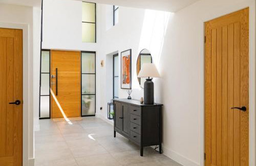 Verdant Rise - Contemporary Country Retreat - Foto 73