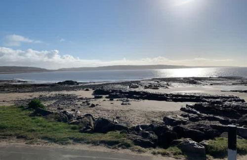 New Road Hideaway - Photo 4