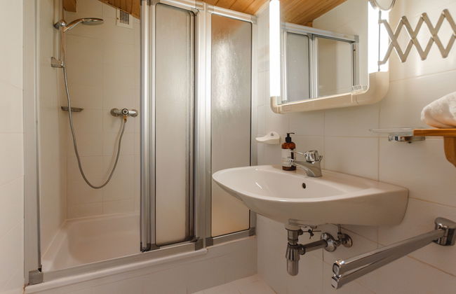 3 bedroom Apartment in Bad Hofgastein with garden and sauna - Photo 23