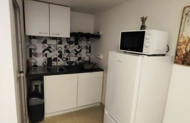 Studio plain-pied entrée privée et parking gratuit - Foto 1