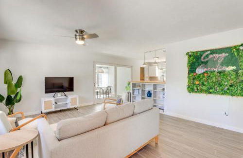 Boho-Chic Sarasota Hideaway Yard and Fire Pit! - Foto 2