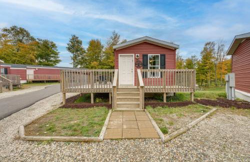 Cozy Cassopolis Retreat on Little Fish Lake! - Foto 1