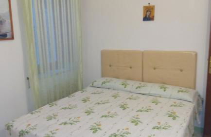 Francesca House - Photo 11