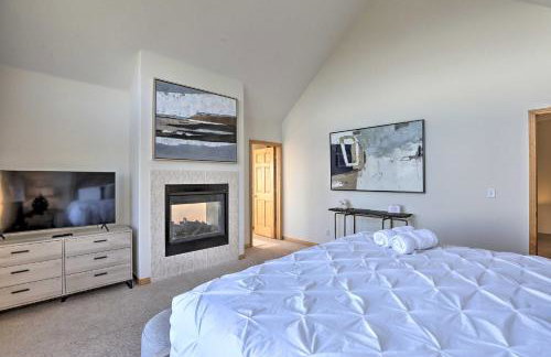 Spacious Evergreen Home with Picturesque Views - Foto 19