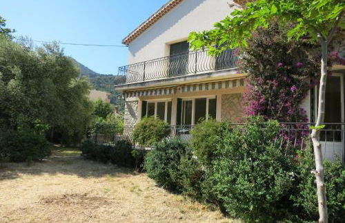 Maison lumineuse et spacieuse avec jardin arboré - Foto 4