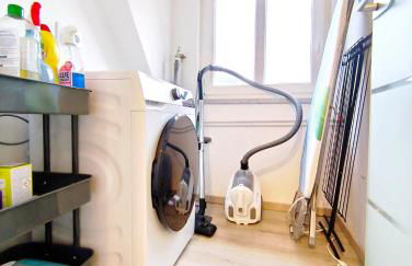 Flair Apartments 'FACHWERK & FLAIR' - Altstadt-Apartment 78 qm für Urlaub oder Geschäftsreise, Innenstadtlage, ruhig, modern, 900 m Bahnhof, 24 Std Check-in, WLAN, Streaming, Küche, Regendusche, 2 x Doppelbett, direkt am neuen Markt in der Altstadt - Foto 21