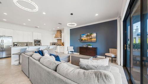 New Epic Escape Theater Pool & Golf Views - Foto 4