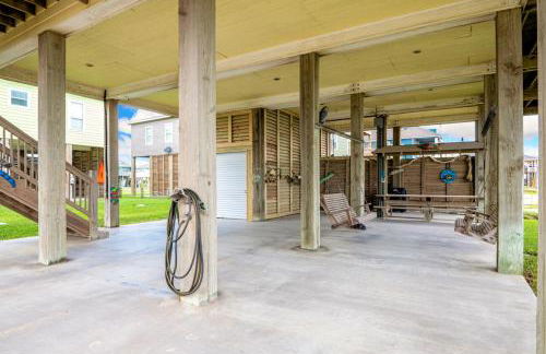 BEACHFRONT with DECK Hot Tub and View and Cargo Lift Sleeps 14 - Foto 55