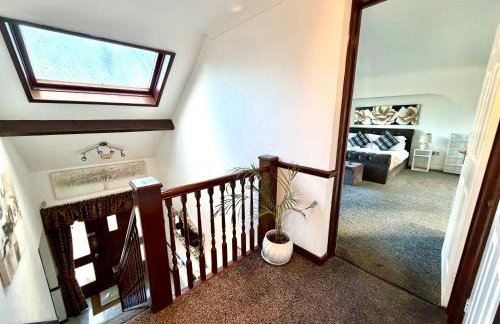 Indoor Heated Pool - Large Family Home - Sleeps 12 - Near Bournemouth Beach - Photo 21