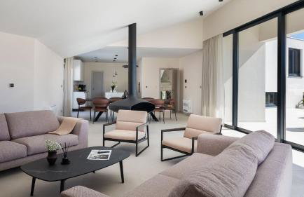 Luxury Villa Dolac near Split, airport, complete privacy, infinity heated pool - Photo 24