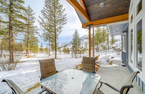 Chelan Mountain Retreat Chalet with Fire Pit! - Foto 3
