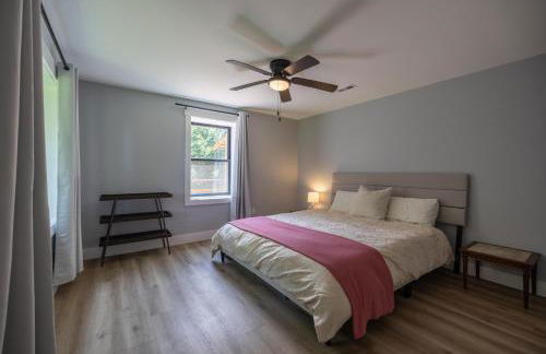 Mid-century Modern Impeccable Remodel with Hot Tub - Foto 42