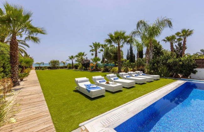 Ayia Napa Seafront Ionion Villa H5 - Photo 16