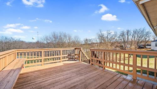 6 Min to Ark, Free Covered Parking, Deck and Grill - Foto 2