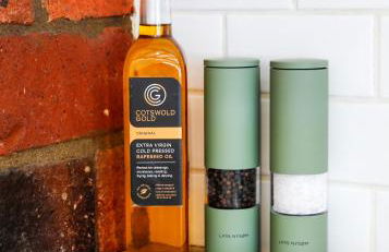 Romantic Cotswold Cottage- dog friendly and village location - Photo 17