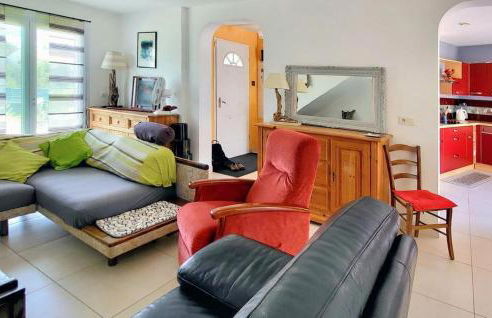 Beautiful Home In Mejannes-Le-Clap - Photo 3