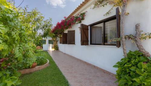 VILLA ROSADO - Moradia para 6 com AC, jardim a 5 min do centro de Albufeira - Foto 2, Garden, Garden view