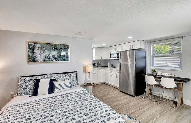 Cozy Cottage 5 Min to Beach Perfect for Couples - Foto 3