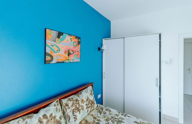 Ocean View 2 bed apartment - Photo 10